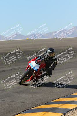 media/Nov-06-2023-Moto Forza (Mon) [[ce023d0744]]/4-Beginner Group/Session 2 (Bowl Tight Speed)/